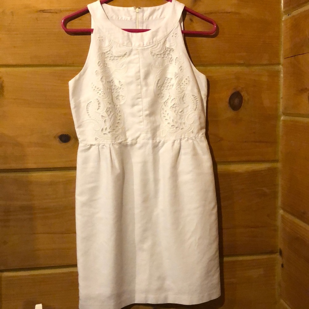 Sleeveless dress